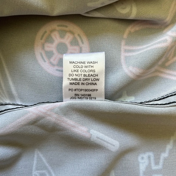 Chubbies The New Hope Darth Vader Swim Shirt the lack of faith Medium Star Wars - Picture 12 of 12